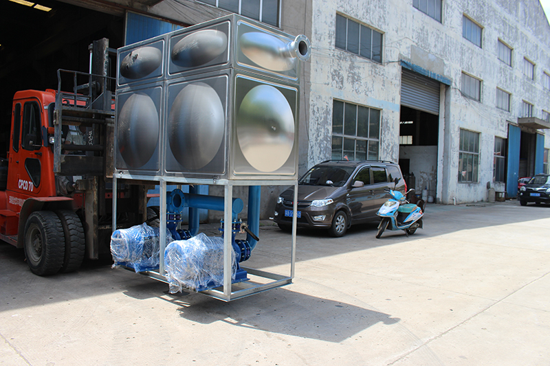 密閉式冷卻塔不同部位出現(xiàn)漏水情況如何解決 密閉式冷卻塔不同部位出現(xiàn)漏水情況如何解決